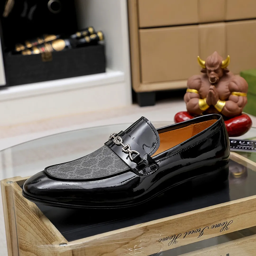 Men's men's shoes 💰420 🆘【GUCCI】Gucci ·🐂里· Hot-selling pea shoes top brand luxury, top quality, the latest fashion pea shoes. The upper is made of original first-layer cowhide. (Full first-layer water-dyed 🐂 leather·inner). The original stylish and stylish soft rubber wear-resistant and non-slip outsole is light and comfortable on the foot, available in 3 colors! Matching code: 38 / 45